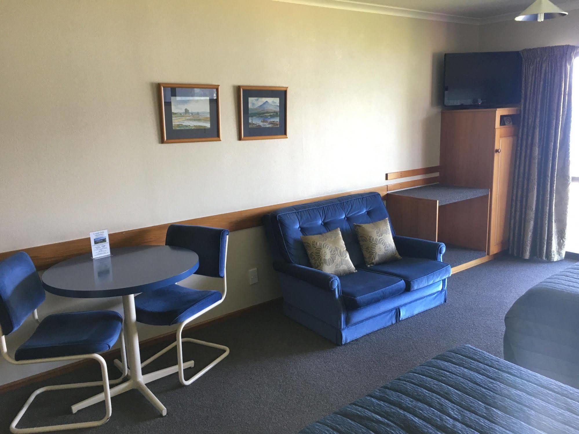 Lakeside Motel & Apartments Te Anau Dış mekan fotoğraf