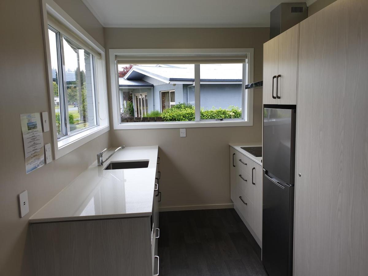 Lakeside Motel & Apartments Te Anau Dış mekan fotoğraf
